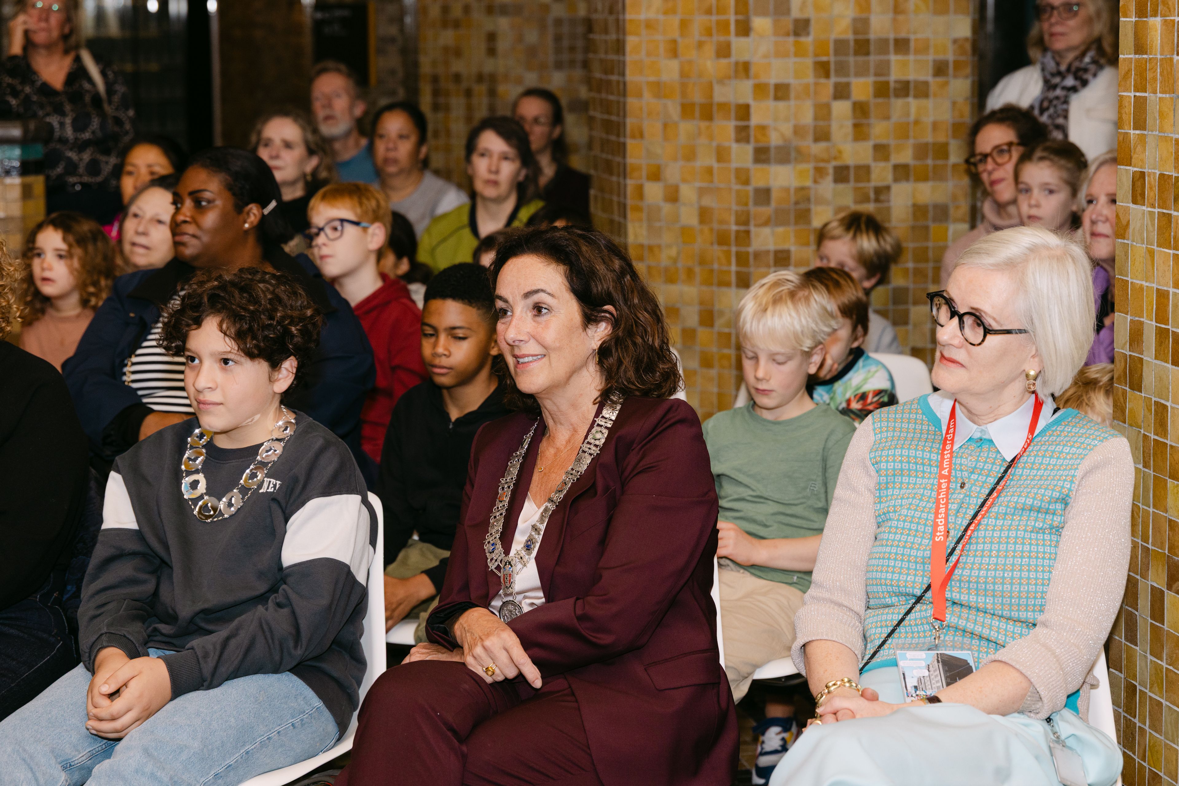 Onthulling van de Donald Duck-editie 750 jaar Amsterdam in het Stadsarchief — beeld 6